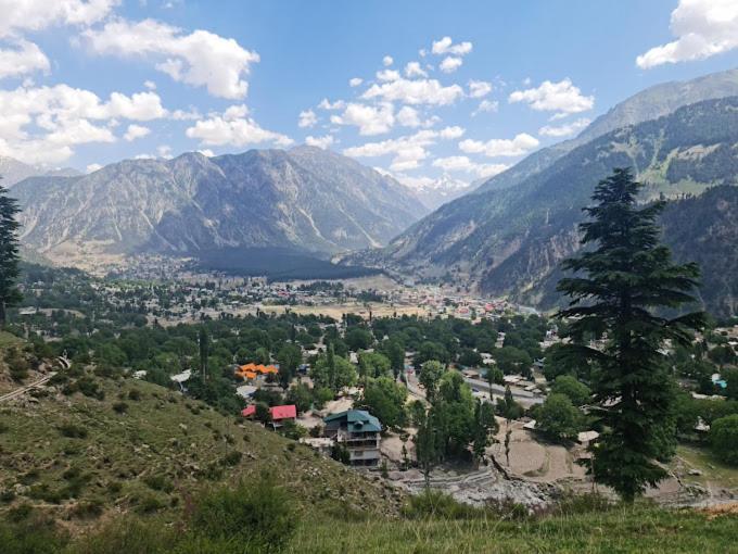 Khana Badosh Resort Kalam Екстер'єр фото
